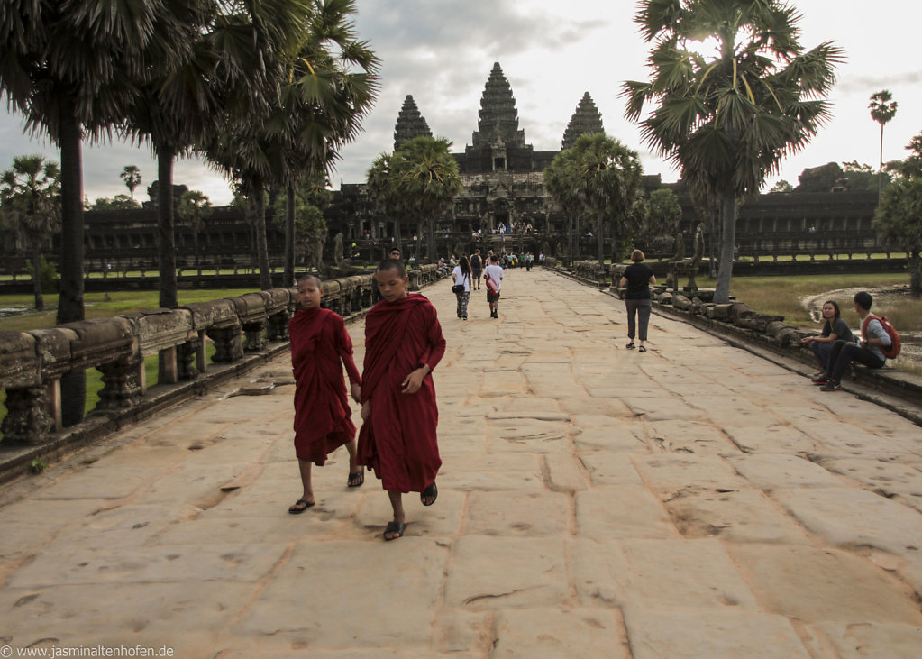 approaching Angkor Wat